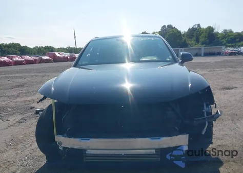 2021 Audi Q5 Premium 45 Tfsi Quattro S Tronic z USA, uszkodzony, nr VIN WA1AAAFYXM2111583